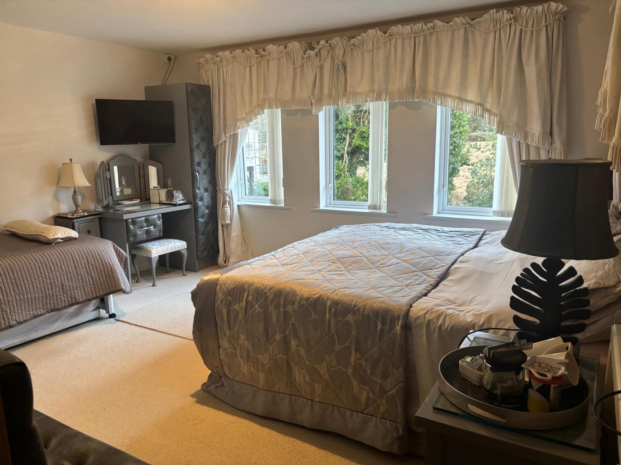 Arch House Bed & Breakfast Florencecourt Екстериор снимка