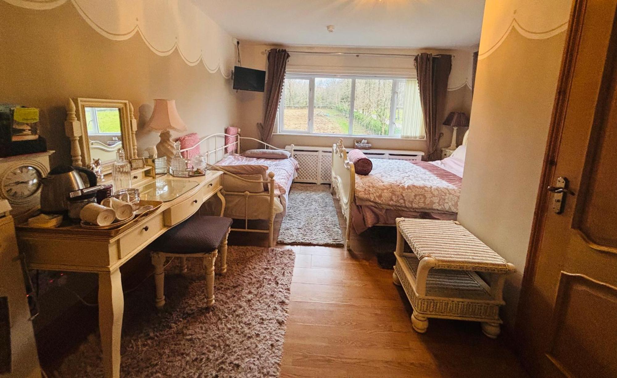 Arch House Bed & Breakfast Florencecourt Екстериор снимка